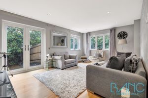 Photo 17- click for photo gallery